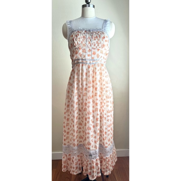 NEW UO Urban Outfitters Dallas Prairie Midi Dress - Picture 1 of 10